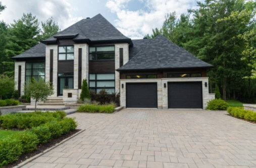 Real Estate Listings Moore Park